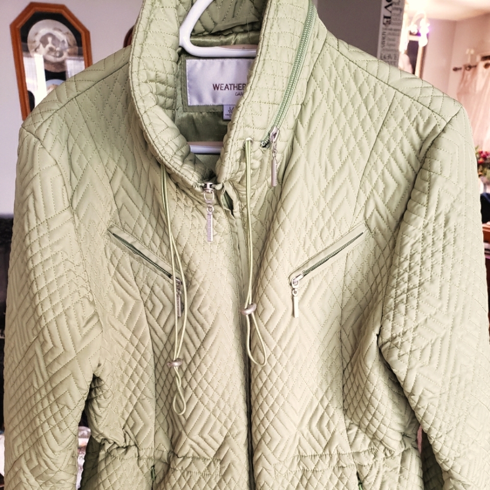 Weatherproof spring/autumn jacket